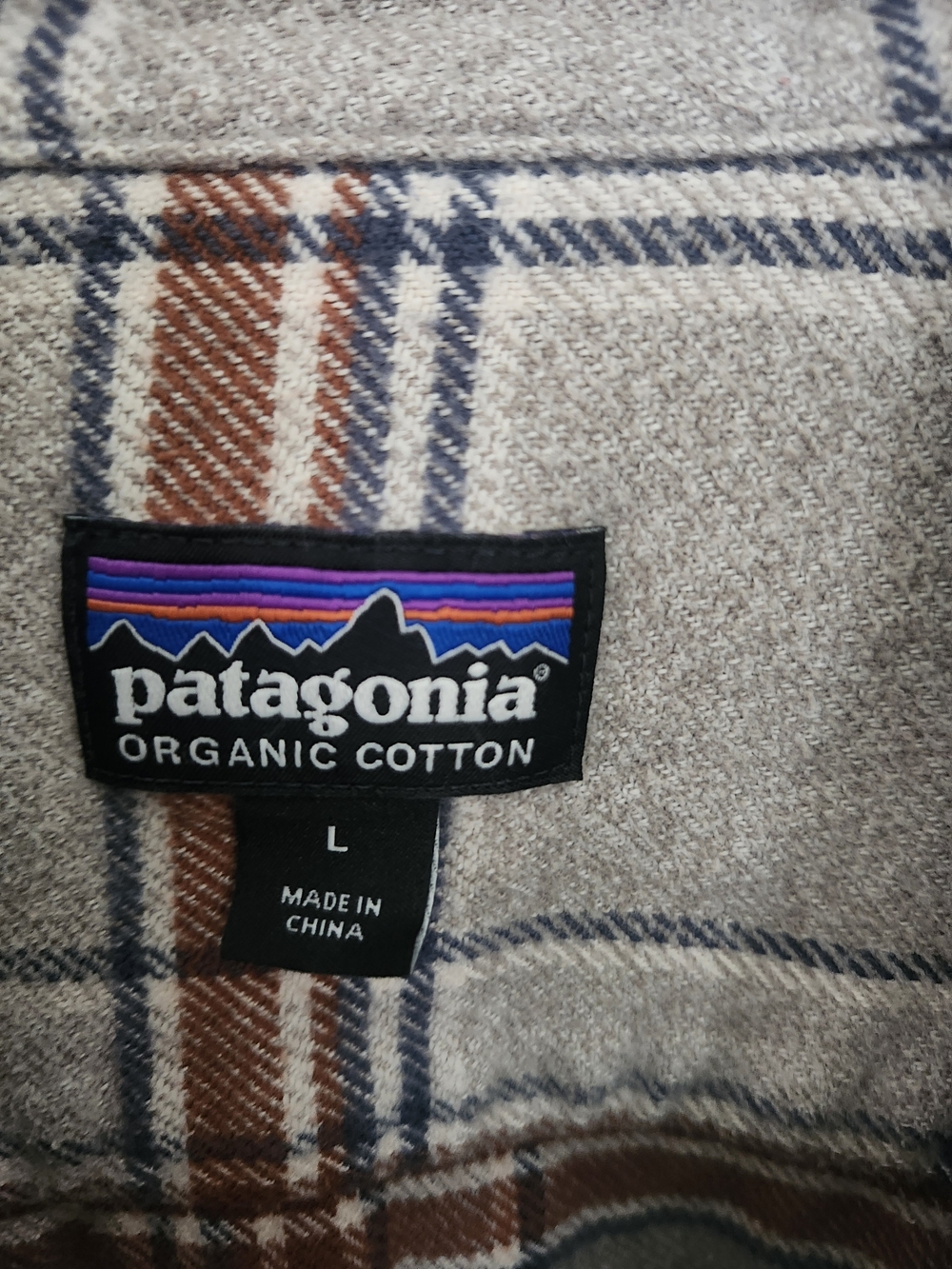 Patagonia Plaid Button-Down Shirt in Cream, Brown & Blue - Picture 4 of 6